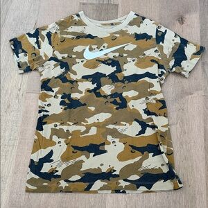 Nike Kids Camo T-Shirt - Tan and Black